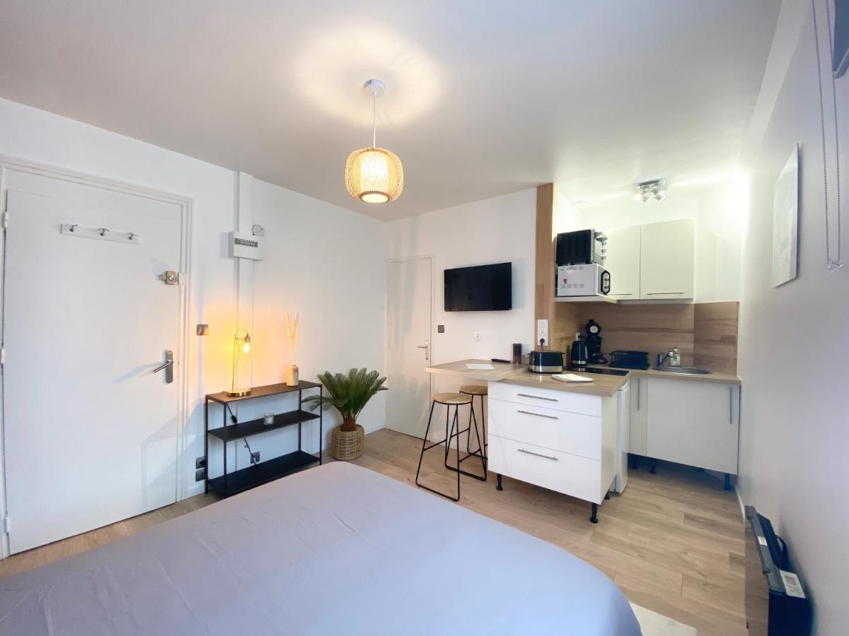 Le Gentilhomme - Studio - Entree Autonome - Plein Centre Historique Quimper Bagian luar foto